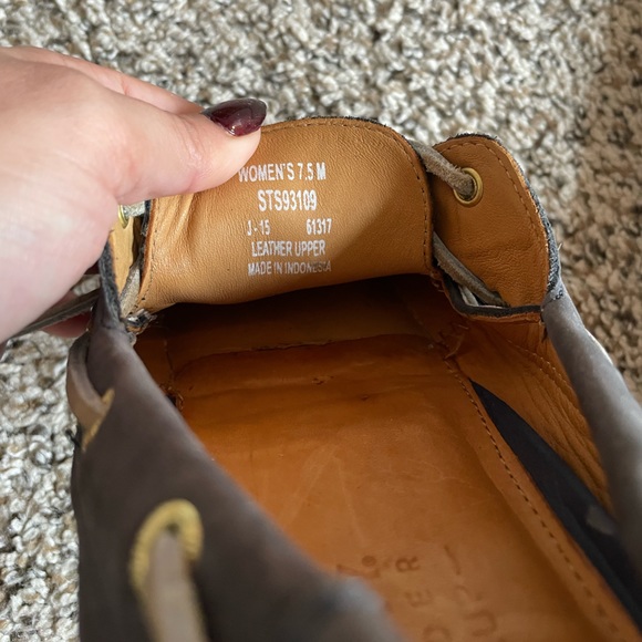 Women’s sperry gold cups - Picture 3 of 7